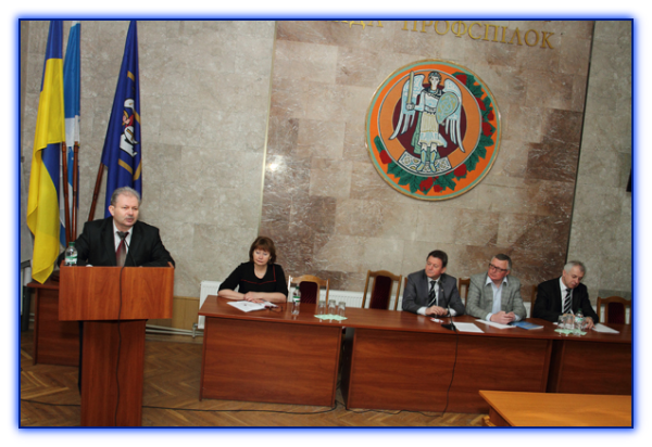 заступник Голови Федерації профспілок України Сергій Кондрюк.